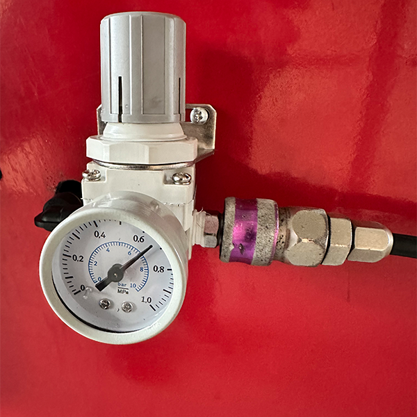 KT-B795L air pressure regulator and gauge