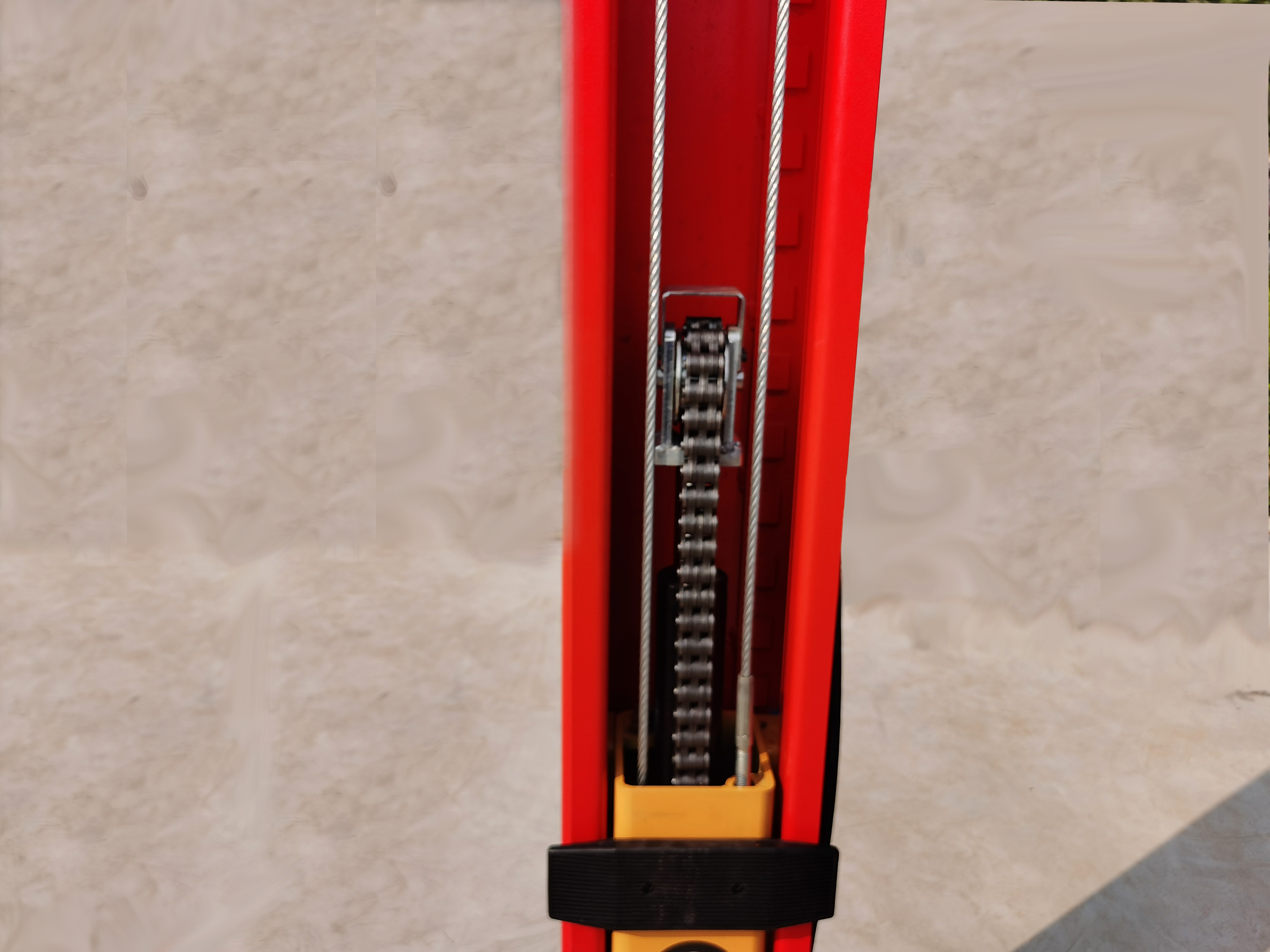KT-M120 safety lock engagement area