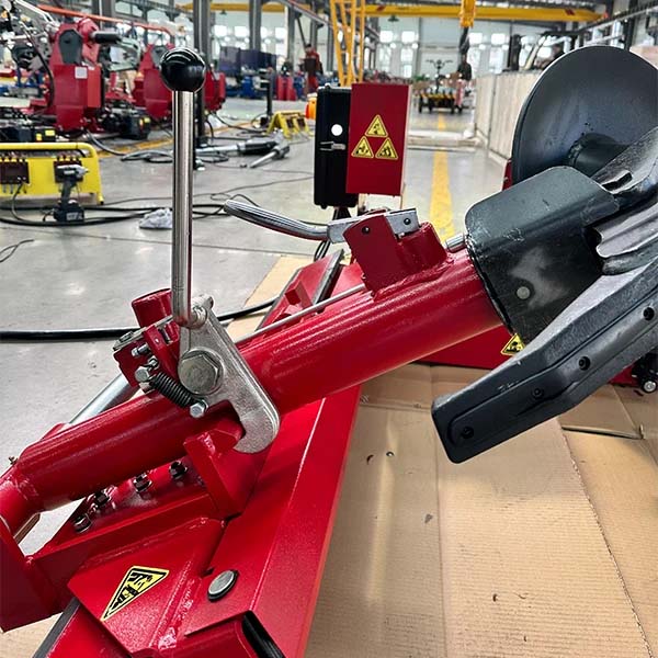 KT-T160 tire changer arm and control details